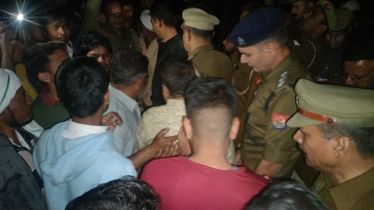 Sarvesh used to oppose fighting with Alka