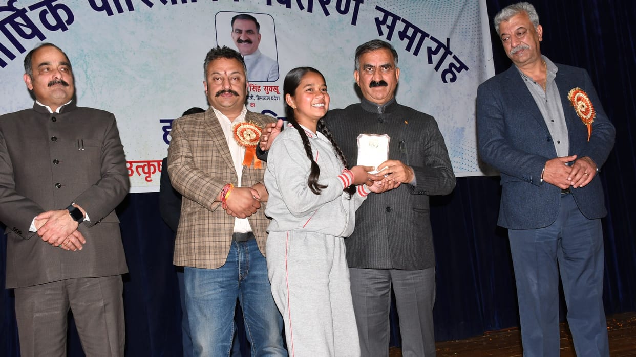 cm sukhvinder singh sukhu said Schools within four kilometer radius of day boarding schools will be merged