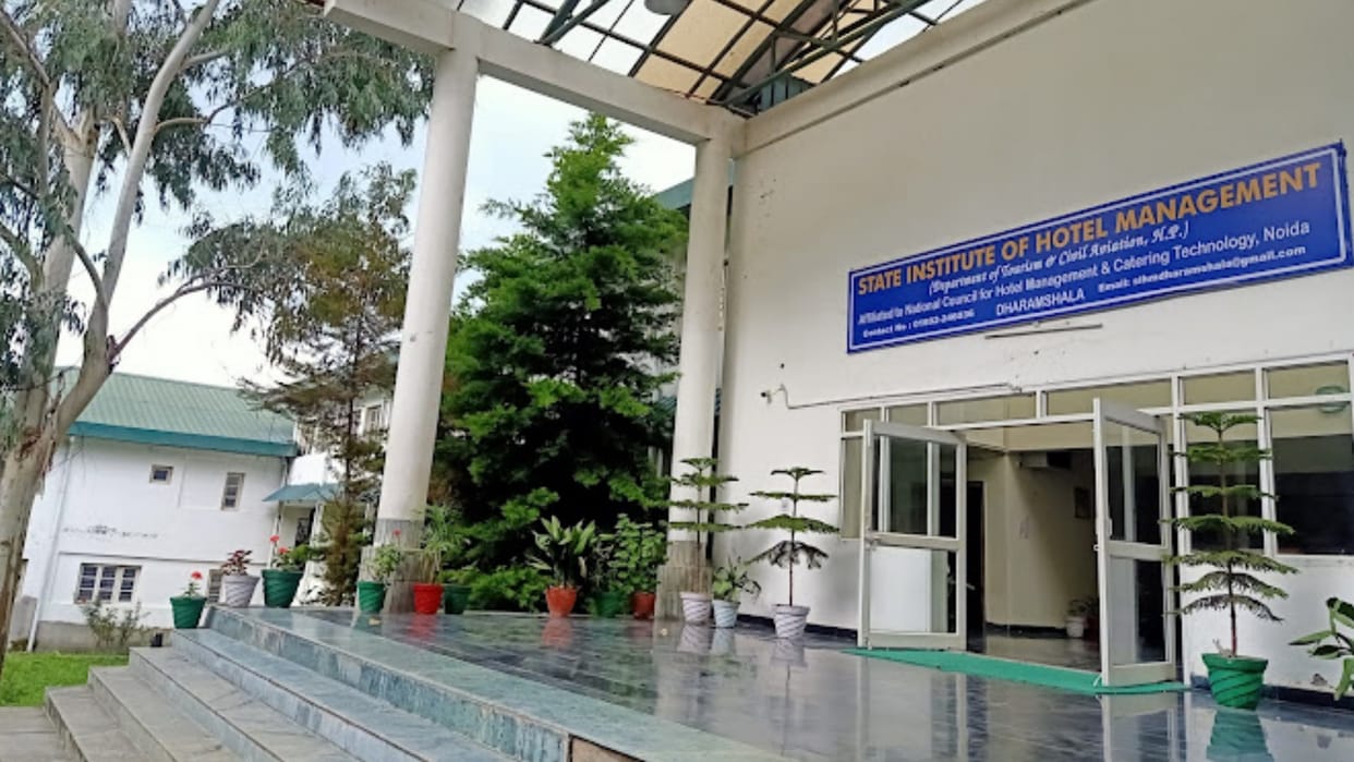 State institute of hotel management Dharamshala will gave degree from jawaharlal nehru university