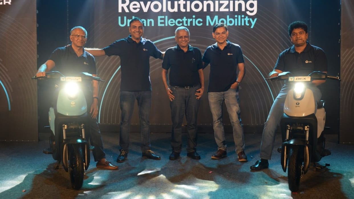 bajaj and yulu launches electric scooter miracle gr and dex gr, know features and price