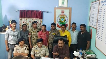 दोस्त की पत्नी से दुष्कर्म का प्रयास, फिर हत्या: पत्थर से सिर कुचला, नहीं मरी तो उसी की साड़ी से घोंट दिया गला पुलिस गिरफ्त में आरोपी।