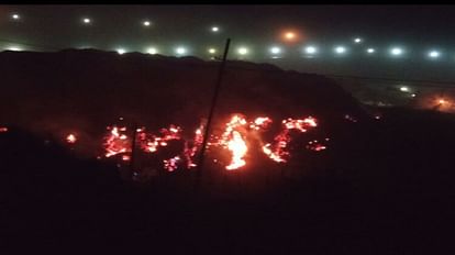 Korba Fire: SECL गेवरा कोल माइंस में लगी भीषण आग, कोल स्टॉक को हुआ भारी नुकसान, प्रबंधन पर उठ रहे सवाल SECL गेवरा कोल माइंस में भीषण आग लग गई।