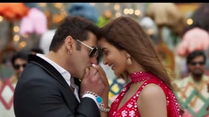 Kisi Ka Bhai Kisi Ki Jaan: 'बिल्ली बिल्ली' गाने का टीजर रिलीज, पूजा हेगड़े के साथ डांस करते दिखे सलमान खान