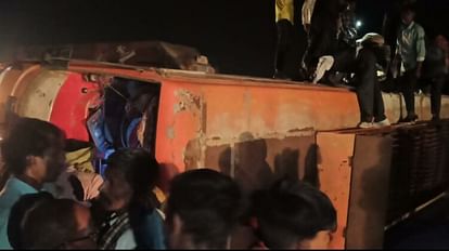 many injured after overturning bus full of wedding processions in bilaspur