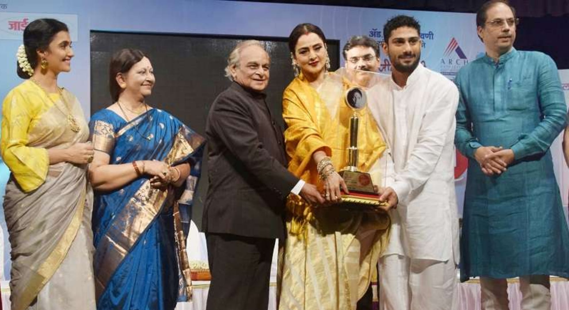 Anandji Virji Shah Birthday special Know Unknown Facts about his life and Singing Career