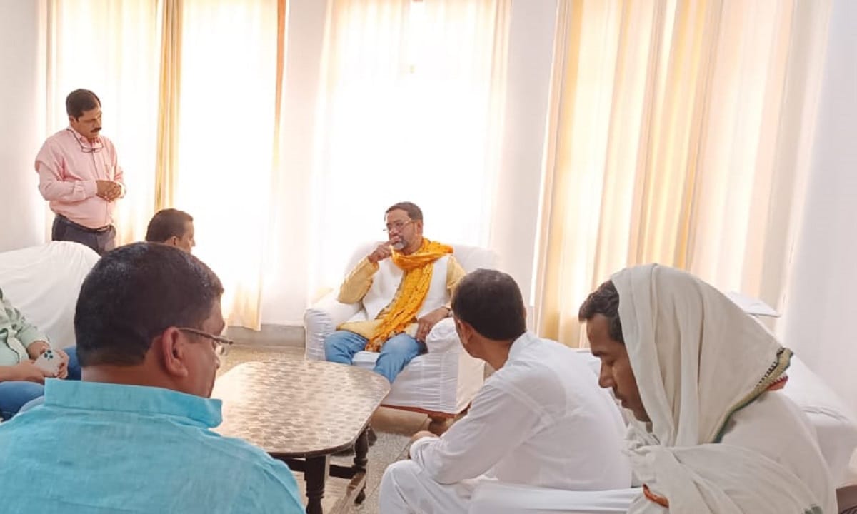 BJP MP Dinesh lal yadav Nirahua claimed that direct flight from Manduri airport azamgarh very soon