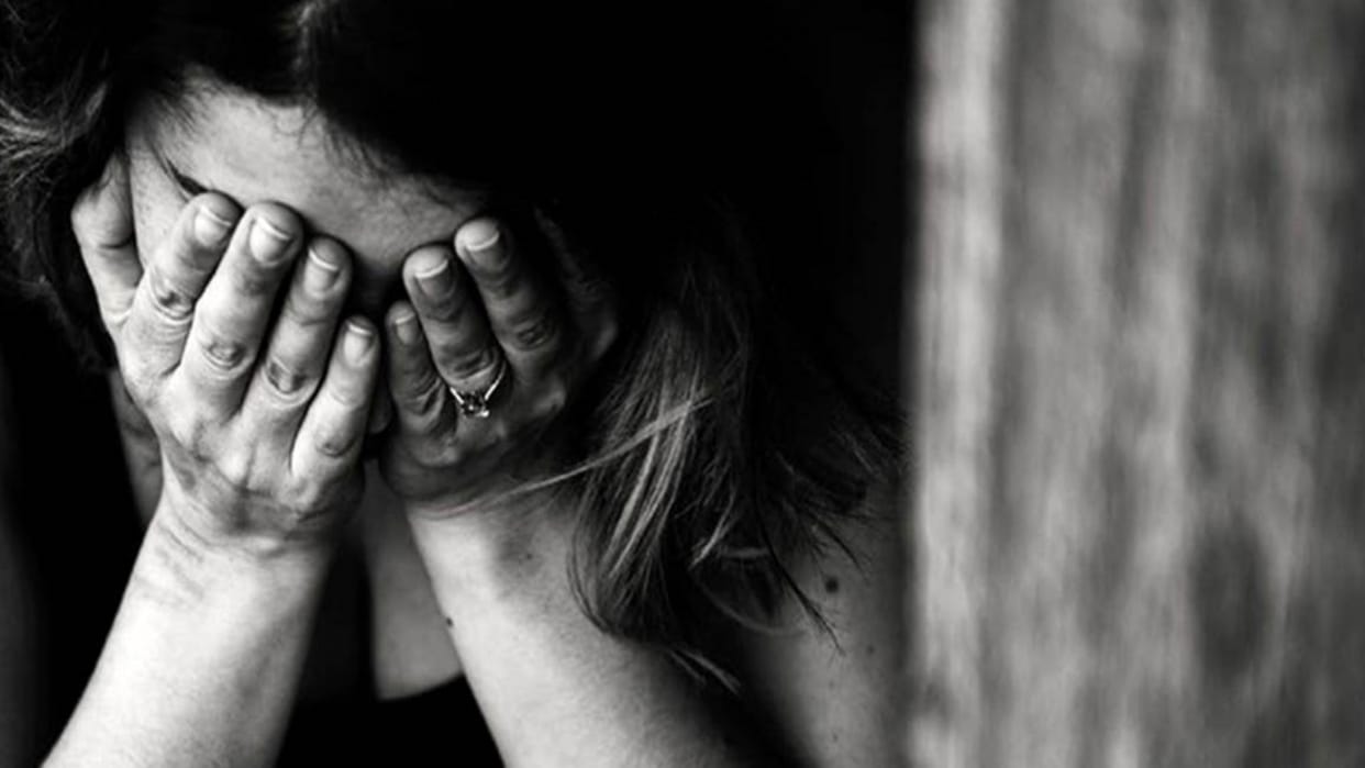 Bhopal Crime Head constable physically abused professor on the pretext of marriage