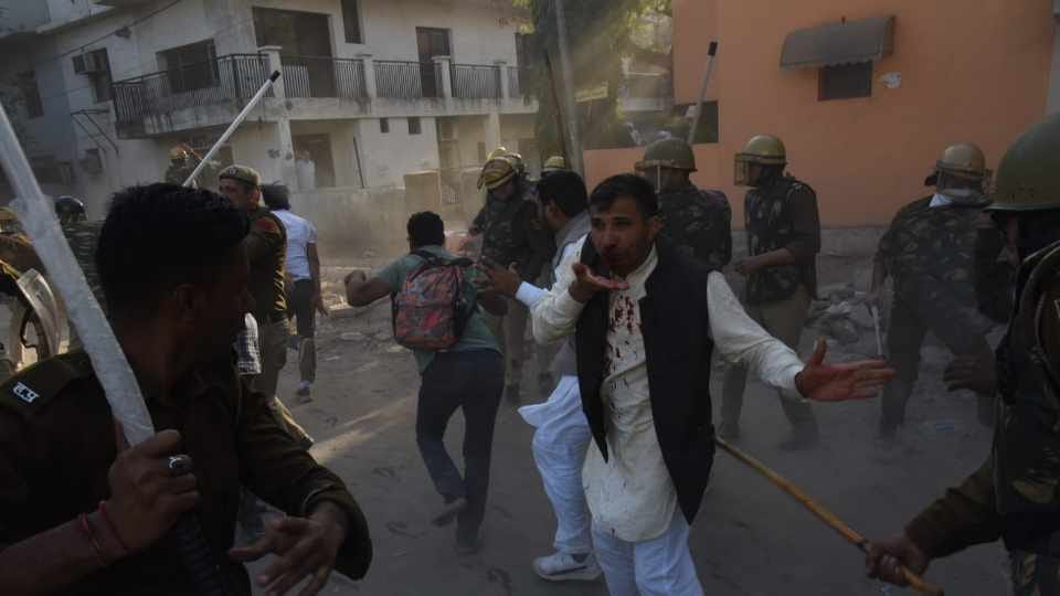 Lathicharge on Sarpanchs in Panchkula of Haryana