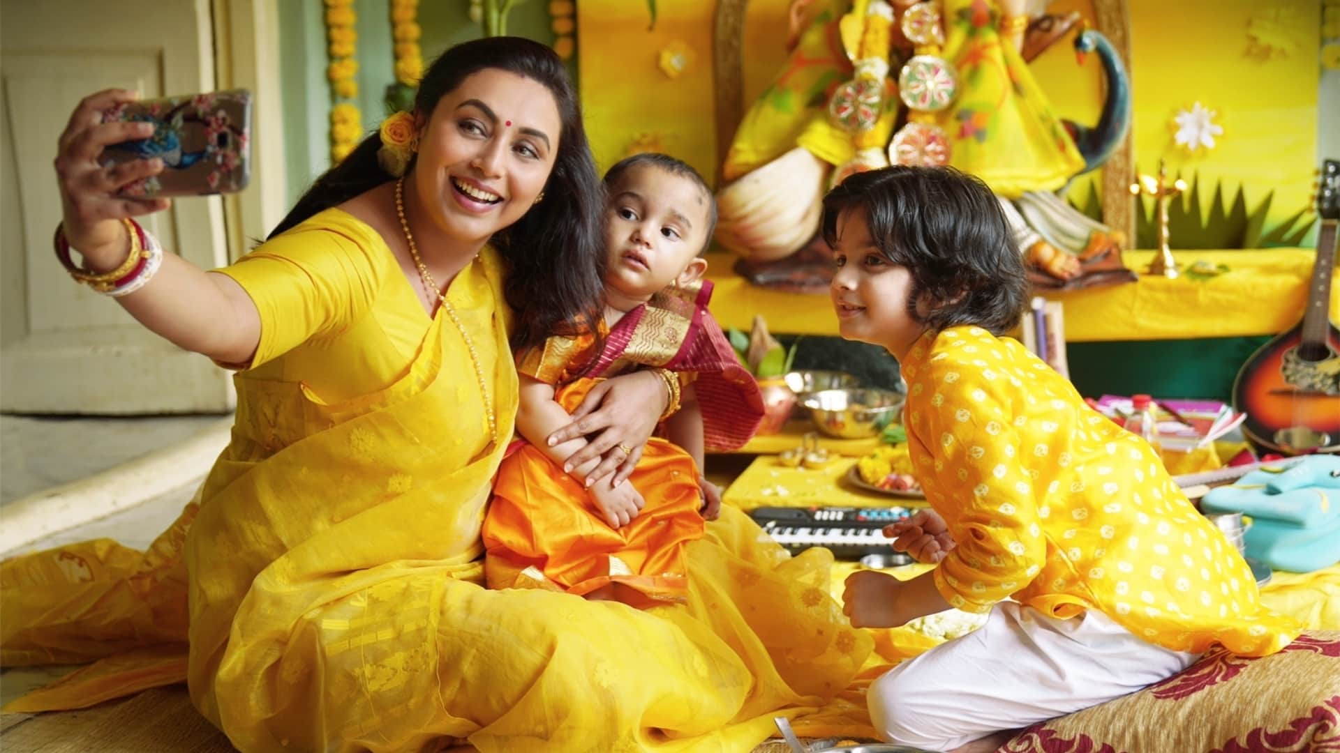 wednesday box office report pathaan tu jhoothi main makkaar collection mrs chatterjee vs norway prediction