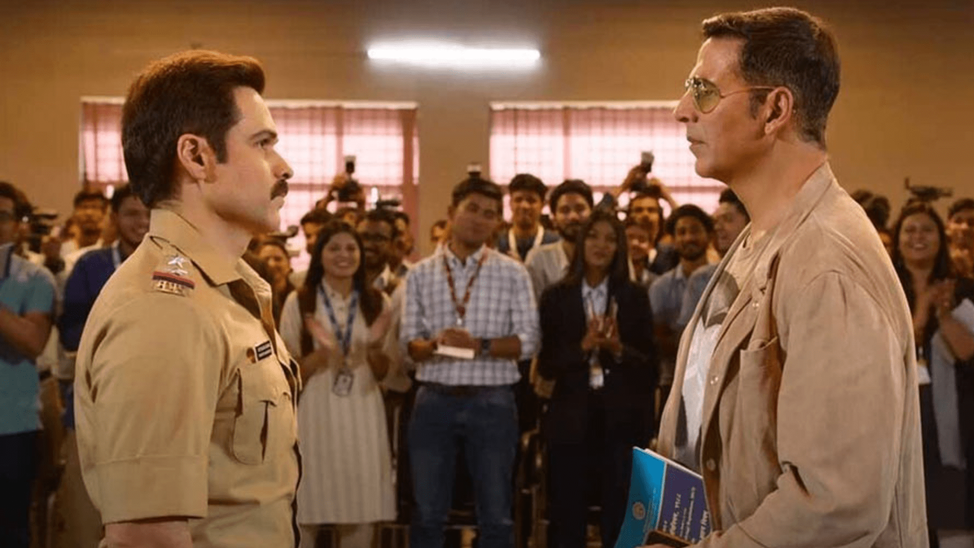 Box Office Report SRK Pathaan Akshay Kumar Selfiee Shehzada Ant Man and the Wasp Quantumania collection
