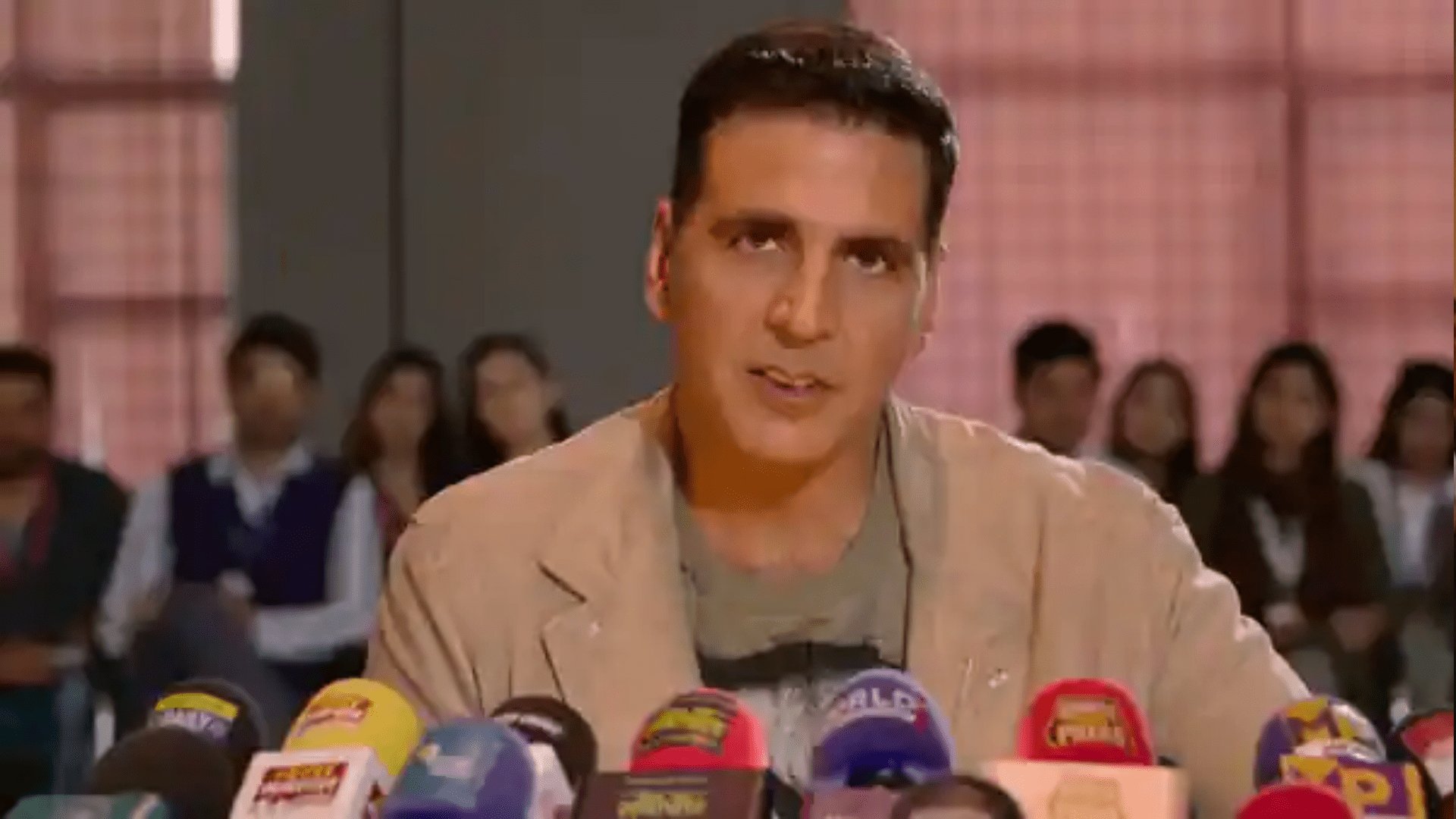 Selfiee Box Office Collection Day Six Akshay Kumar Emraan Hashmi Film Wednesday Earnings