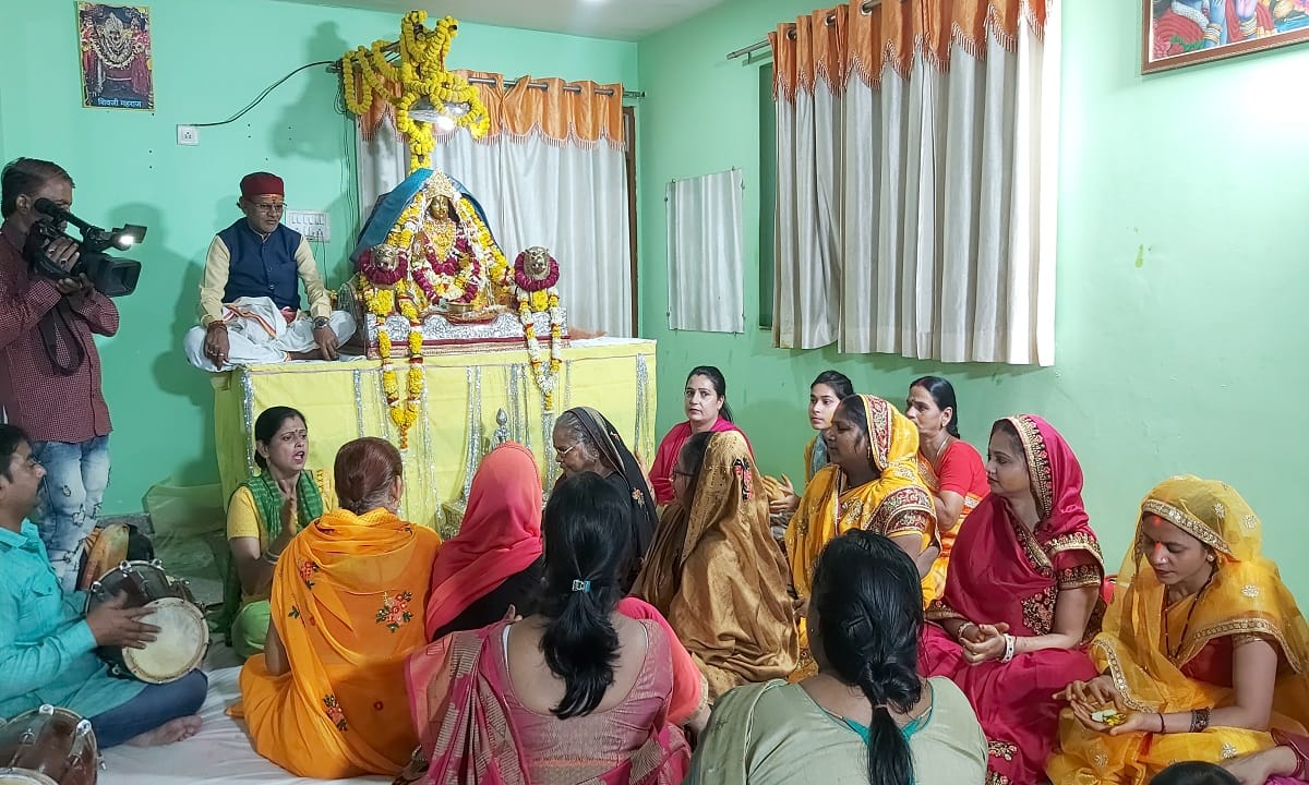 Rangbhari Ekadashi 2023 Mata Parvati enter golden sanctum first time after Gauna kashi vishwanath dham