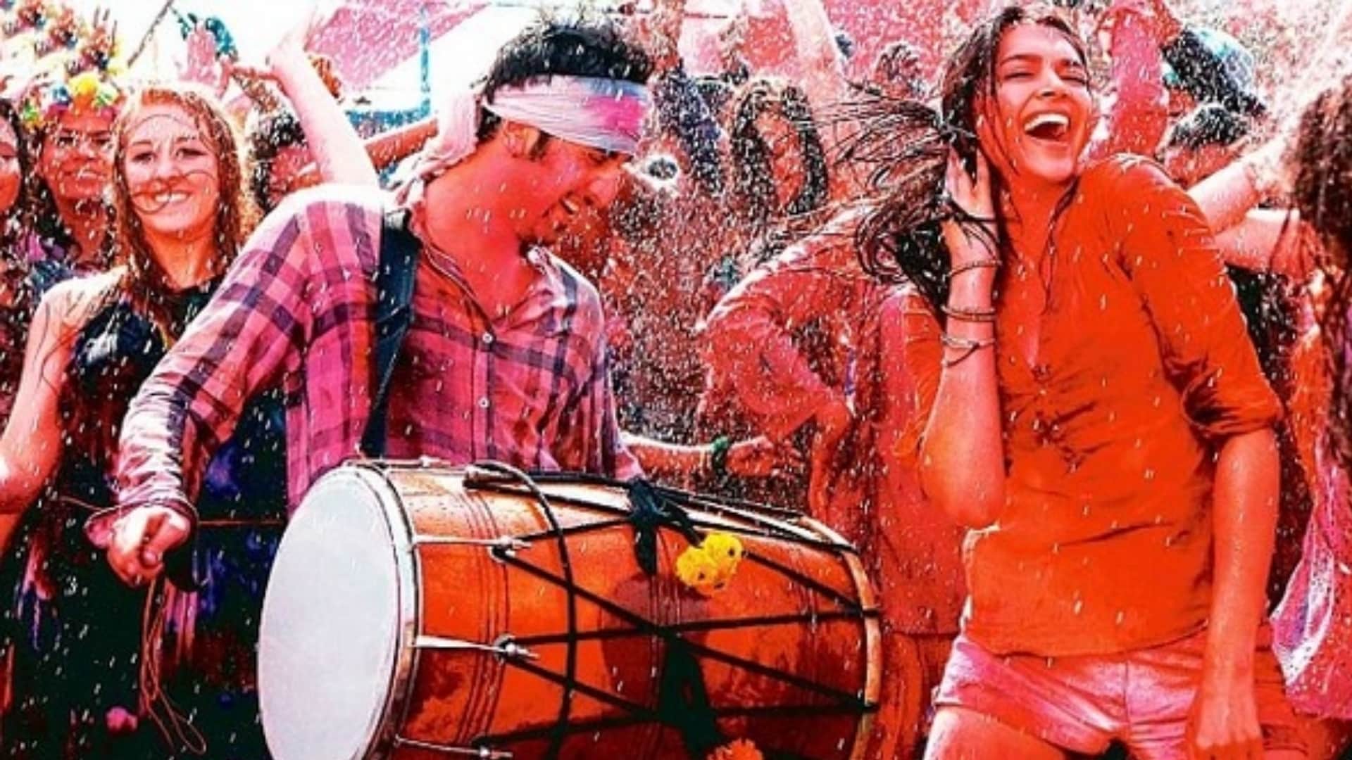 ranbir kapoor talks about deepika padukone yeh jawaani hai deewani 2 said ayan mukerji has nice story for it