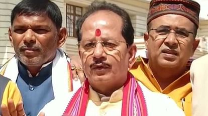 Bihar Politics: Leader of Opposition and BJP MLA Vijay Kumar Sinha surrounded Bihar government on Tamil Nadu i