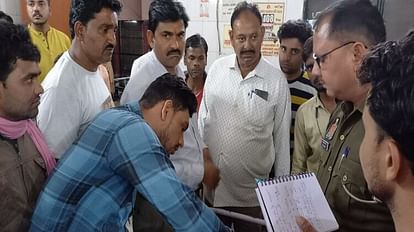 Hathras News: समोसे लेने के लिए दुकान पर खड़ा था युवक, हमलावरों ने गोली मारकर की हत्या उपचार के दौरान युवक की मौत