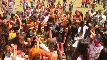 Holi with mud and cloth tearing somewhere students created lot of fun in BHU campus