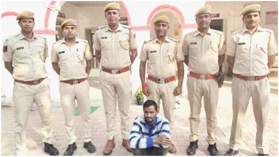 A friend killed a young man by crushing his head with stone in Kota