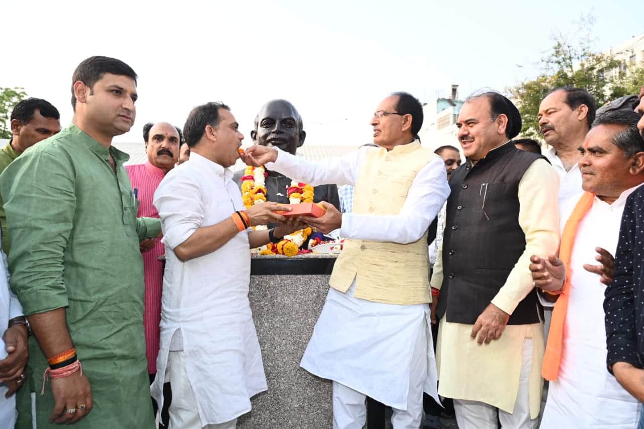 MP News: BJP celebrated the victory of North Eastern states, CM said - Government will be formed again under t