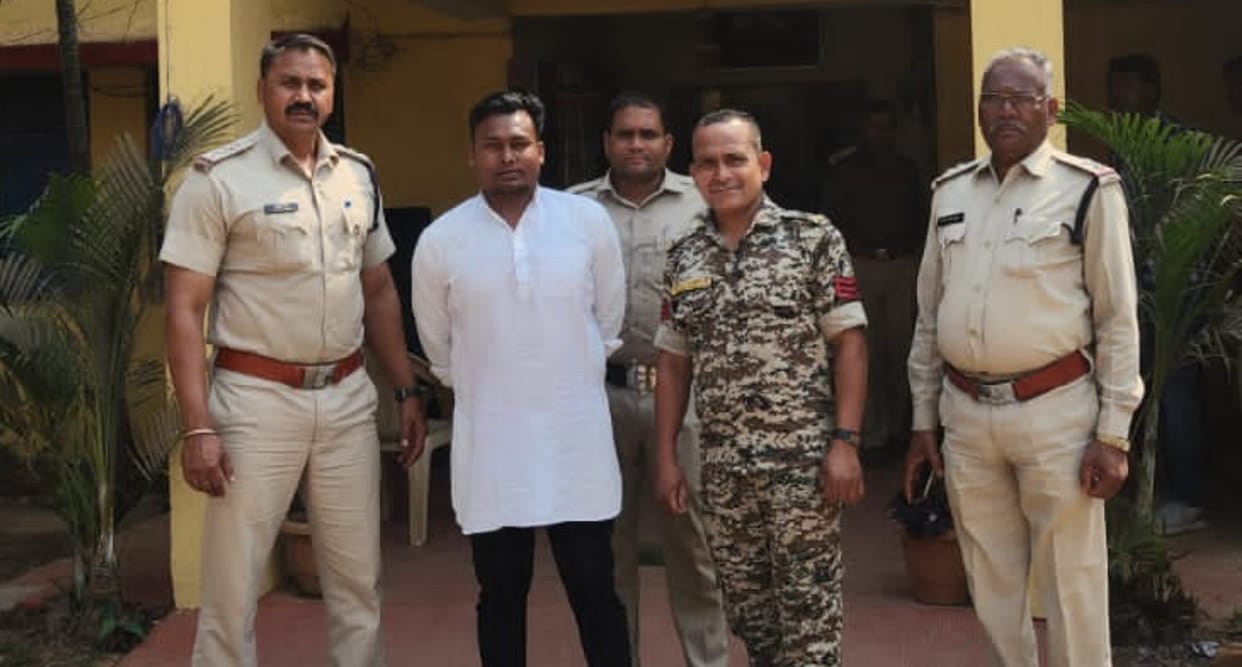 absconding killer from jagdalpur central jail arrested after three years