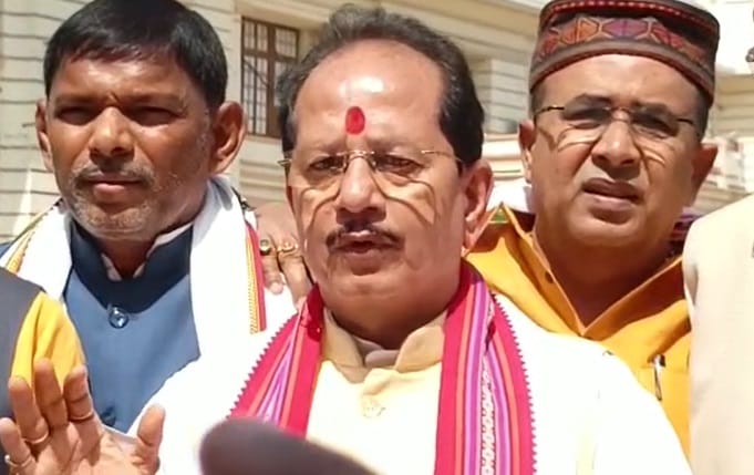Bihar Politics: Leader of Opposition and BJP MLA Vijay Kumar Sinha surrounded Bihar government on Tamil Nadu i