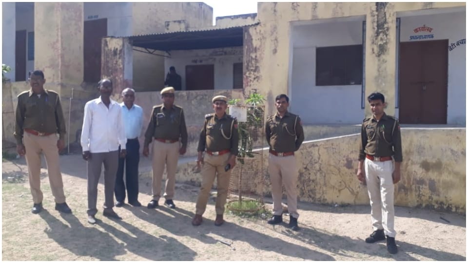 Nagaur government school Babu sprinkled petrol on himself and set himself on fire