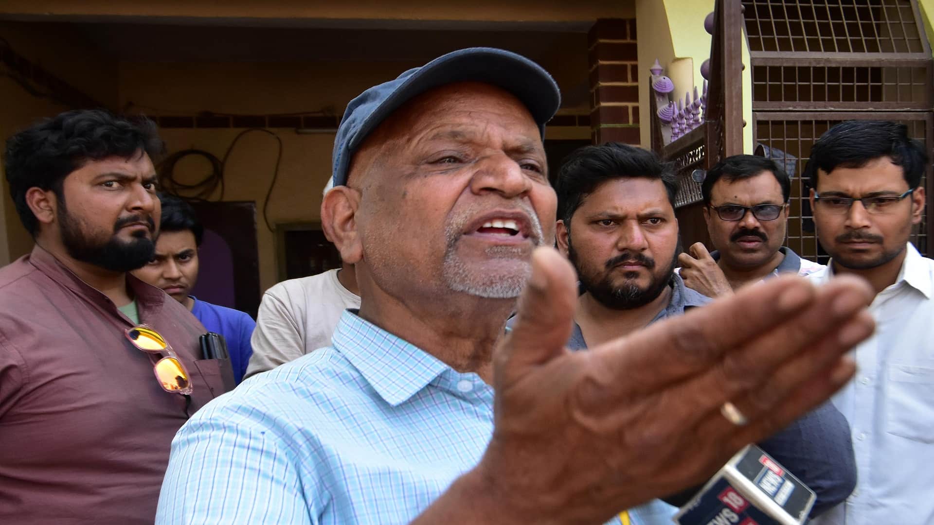 Umesh Pal murder case: Bulldozer will run at Safdar Ali house close to Mafia Atiq