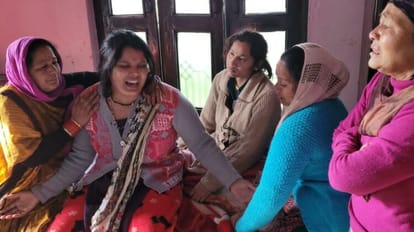 घर में पसरा मातम