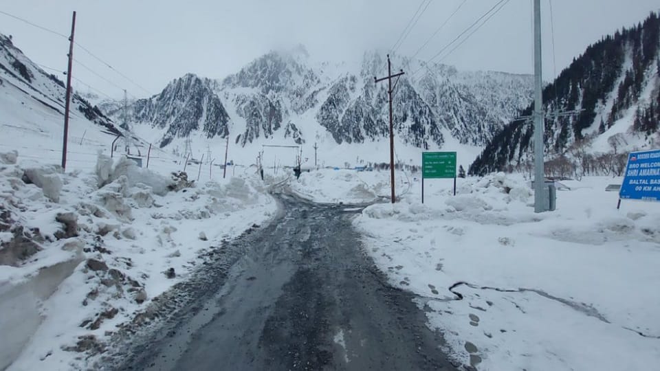 Amarnath Yatra 2023: BRO engaged in clearing snow from Yatra route