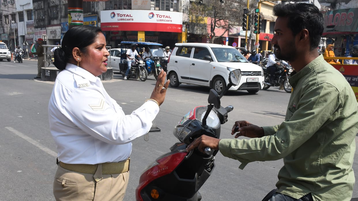Traffic police doing counseling to save lives