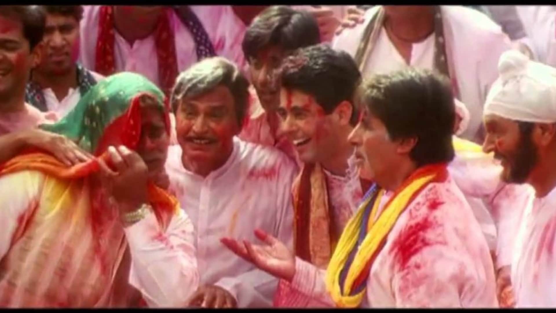 Due to These Songs of Holi These Films Broke All the Records of Earning know about Sholay Baghban silsila