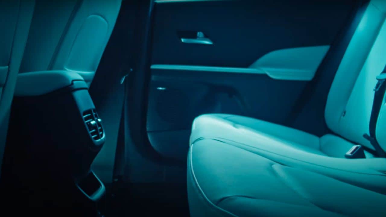 Hyundai unveils Verna facelift, know features price and other specifications before launch