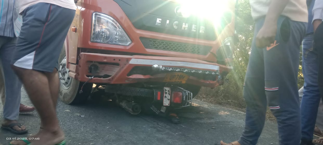 Unnao road accident, DCM dragged the bike for 10 KM, painful death of two students