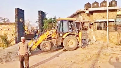 Bulldozer runs on Divya Mittal's farm house arrested in bribery case