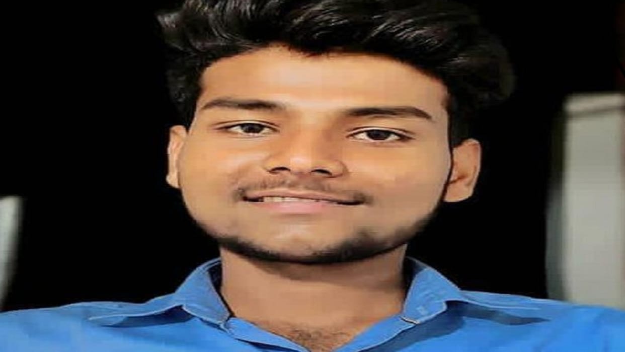 Prayagraj: BA student drowned while taking bath in Sangam, uproar over death in hospital