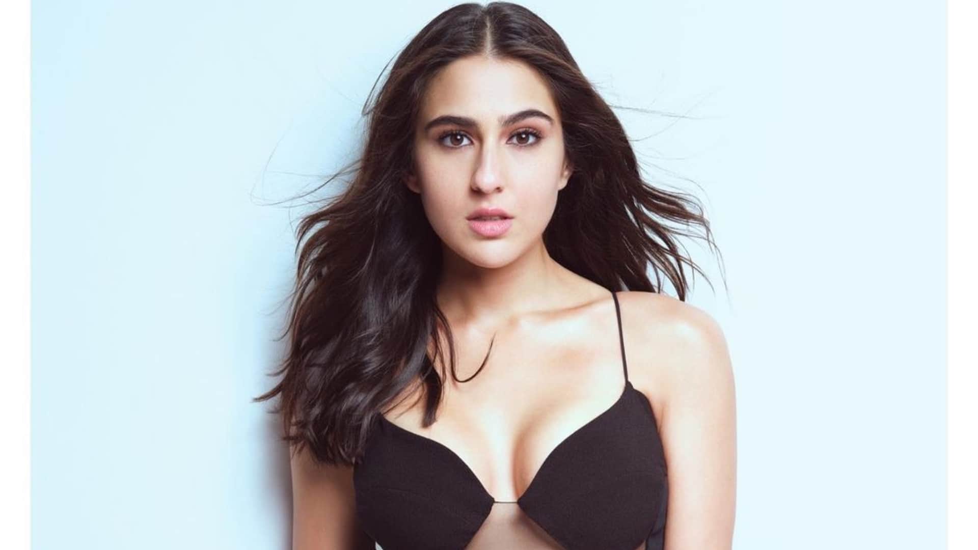 sara ali khan looks super hot in her latest instagram photos actress bold looks goes vial on internet