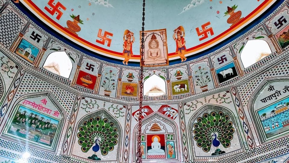 Shri Digamber Jain Atishaya Kshetra Banediaji mandir Indore