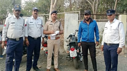 पांच हजार रुपये का चालान ठोक दिया