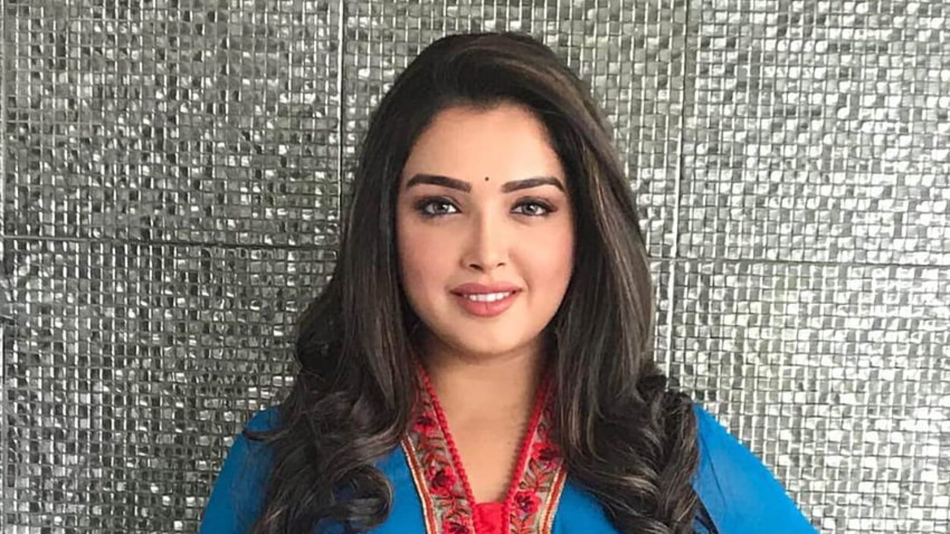 These Actress have highest Net worth Monalisa Akshara Singh Amrapali Dubey Rani Chatterjee