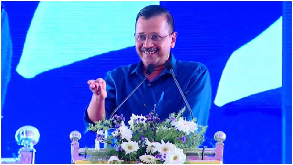 Arvind Kejriwal first rally in poll bound Karnataka, AAP entry between BJP and Congress