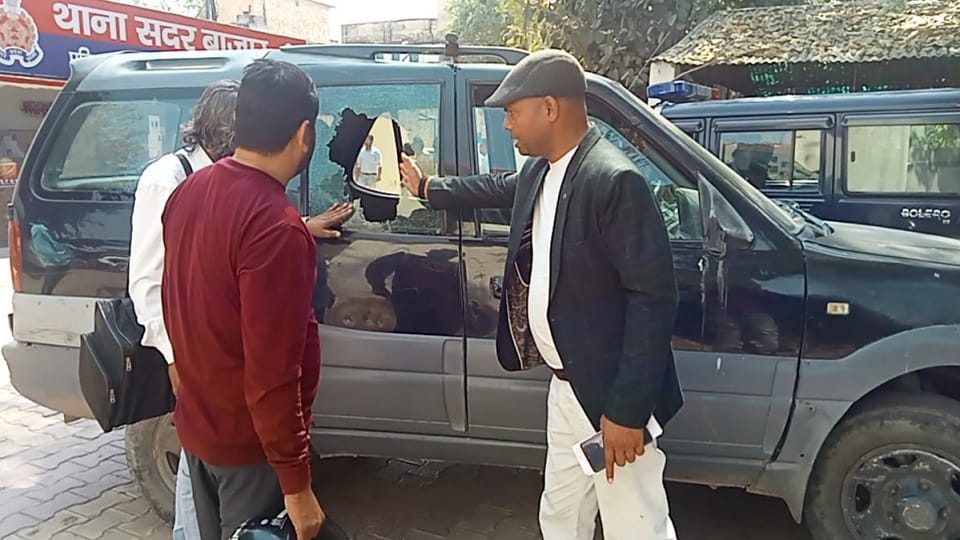 Firing on BJP leader's car two attackers came on bike