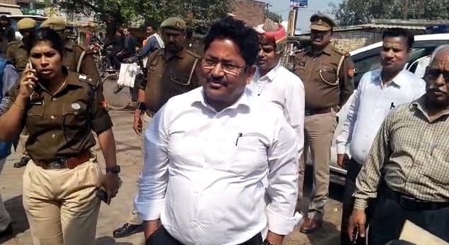 DM gave strict warning to the encroachers in Auraiya, strict action will be taken against encroachments