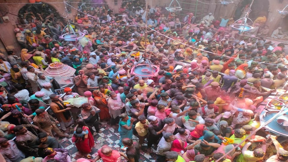 Holi 2023 Rangbharni Ekadashi in Mathura Vrindavan and Banke Bihari See Mathura Holi Photos