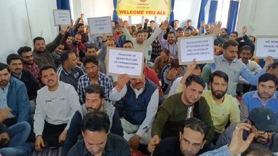 Jammu Kashmir: Patwaris strike continues Udhampur, demand prepare Halke afresh