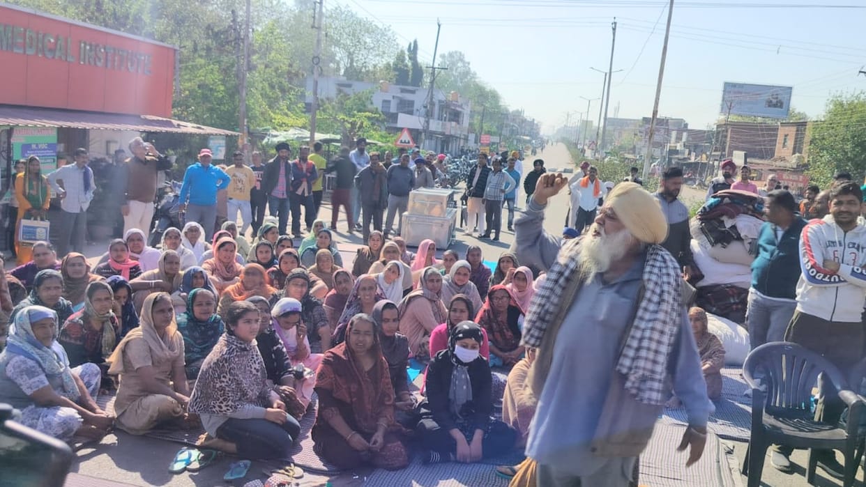 Himachal Una News: Kin stage Chakka Jam protest After Patients Death in Private Hospital