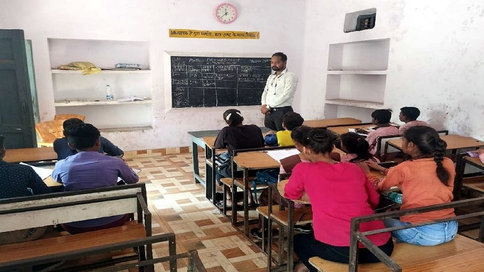 Only eight teachers in seven government schools in Lakhimpur Kheri