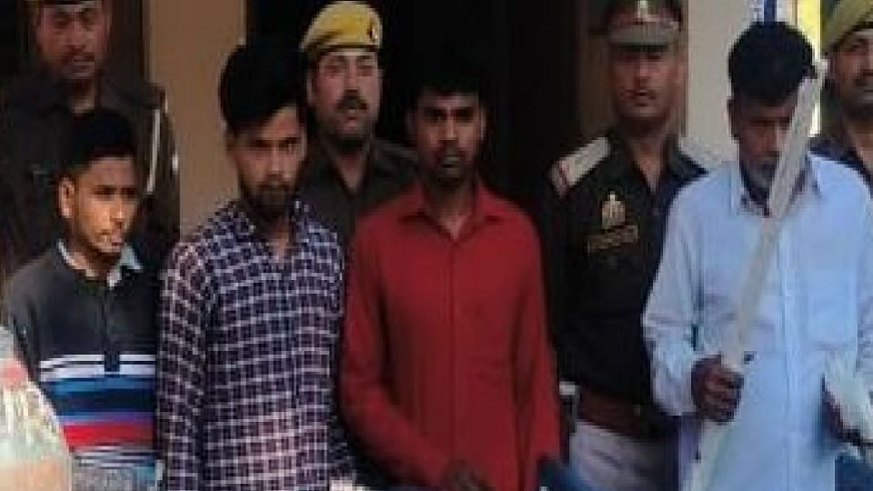 Four accused of vehicle thief gang including father-son arrested in shahjahanpur