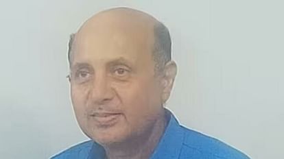 डॉक्टर संजय कुमार की फाइल फोटो।