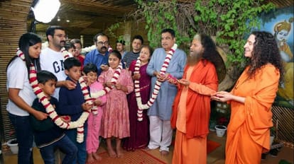 Char Dham Yatra: गडकरी बोले- दो घंटे में पूरा होगा देहरादून से दिल्ली का सफर, सालभर हो सकेगी चारधाम यात्रा ऋषिकेश में नितिन गडकरी