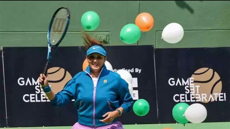 Sania Mirza Farewell:खुशी के आंसूओं के साथ सानिया ने किया करियर का समापन; जिस जगह की थी शुरुआत, वहीं हुआ अंत - Sania Mirza Farewell Sania Ends Her Career With Tears Of