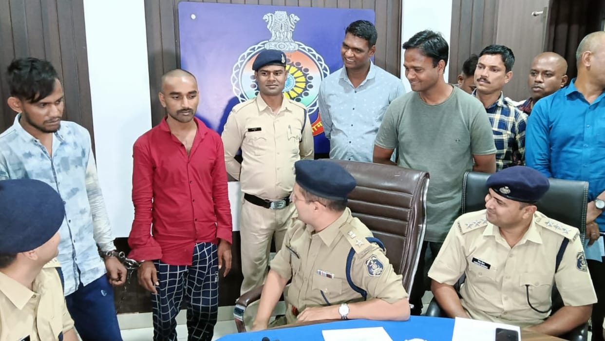two arrested with brown sugar worth 25 lakhs in chhattisgarh durg